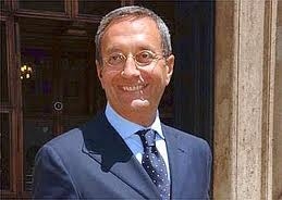 Catricalà ad Alierta: "Scorporo necessario"