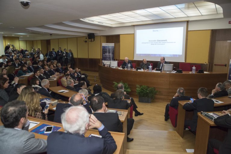 A Roma il gotha delle Tlc, riflettori su fibra e 5G
