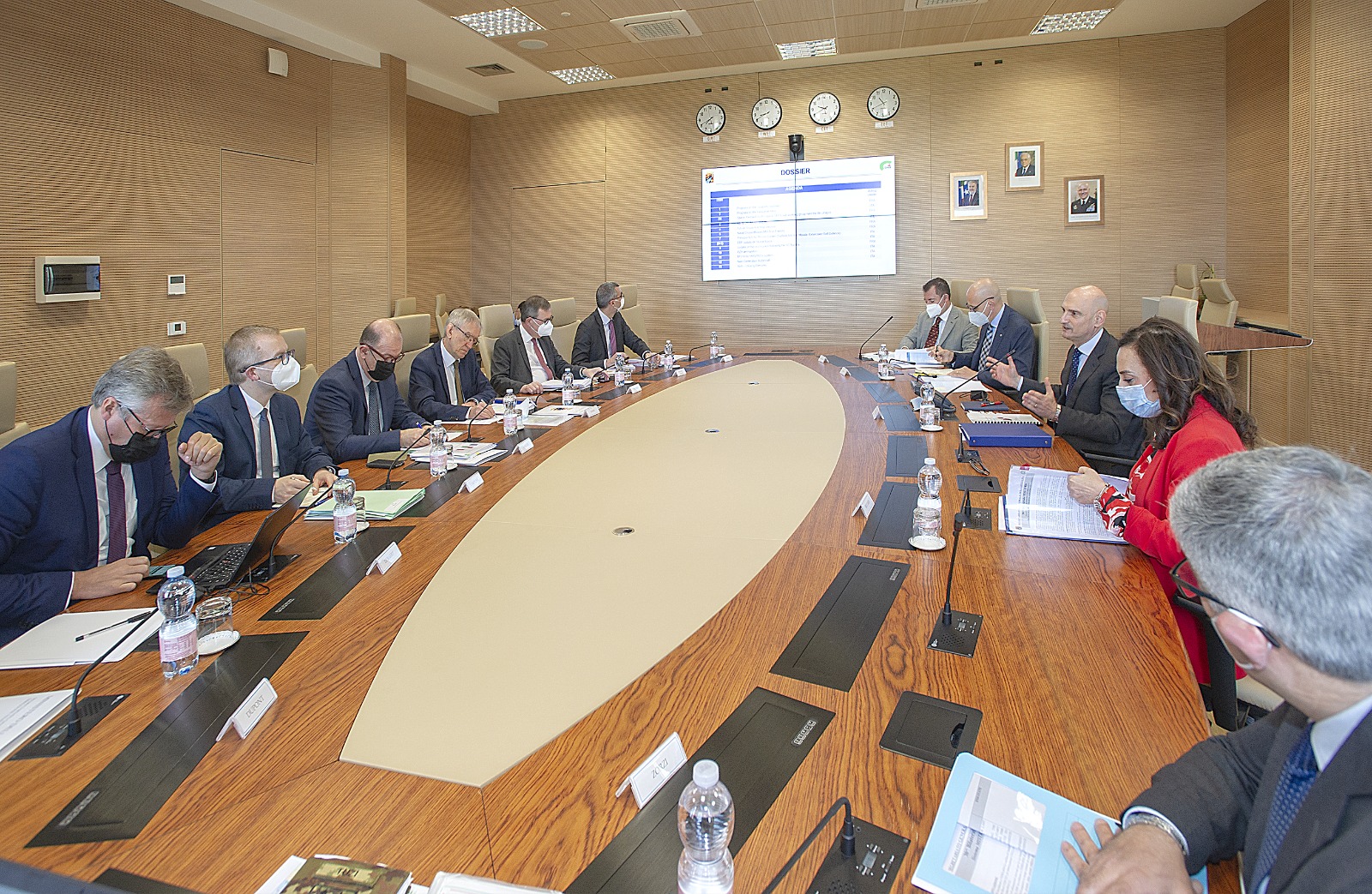 PHOTO2-2022-04-13-13-02-281