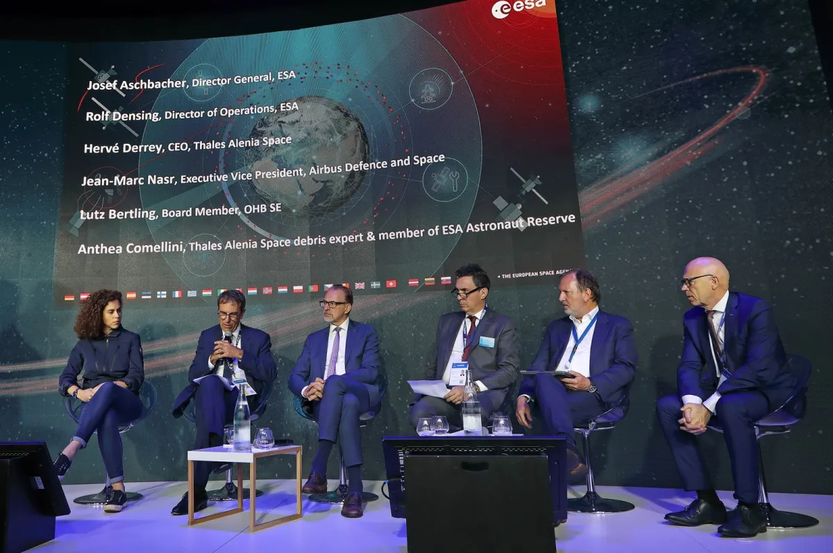 esa-zerodebris.jpg