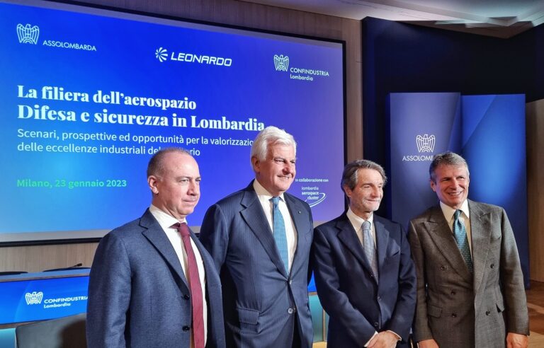 FnJ-OnAXwAE8_R2-scaled