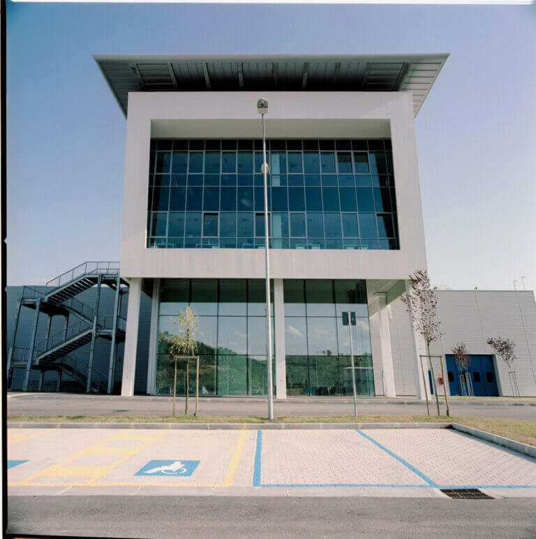 Stabilimento-Thales-Alenia-Space-di-L-Aquila