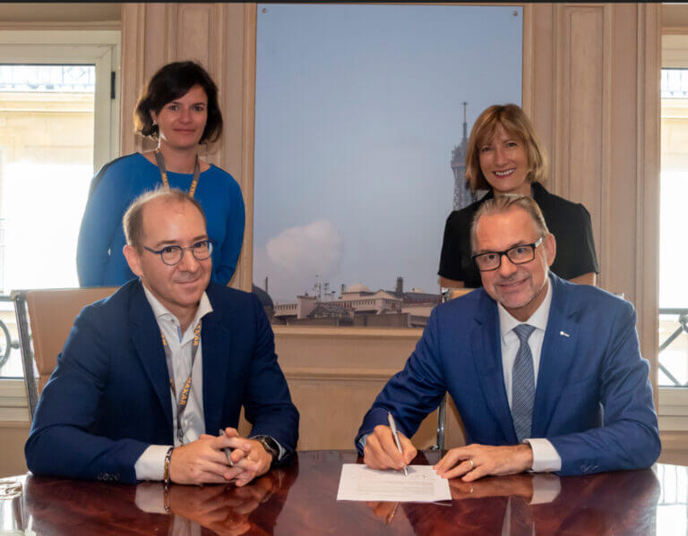 Euroconsult-CEO-Pacome-Revillon-left-and-ESA-Director-General-Josef-Aschbacher-right-signing-the-letter-of-intent