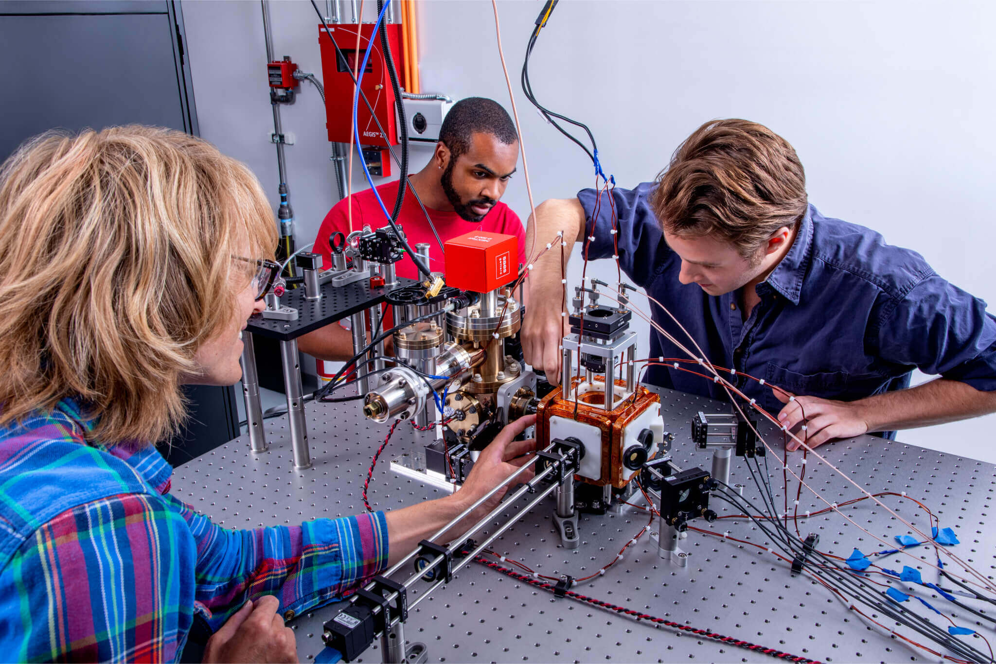 QuEra scientists at work (1)