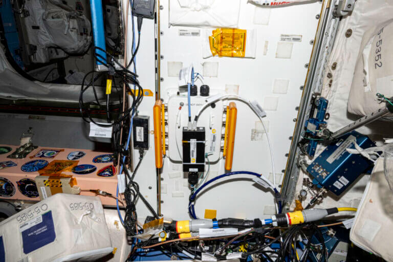 Wi-Fi e computing nello spazio, Cambium e Red Hat sbarcano sulla Iss