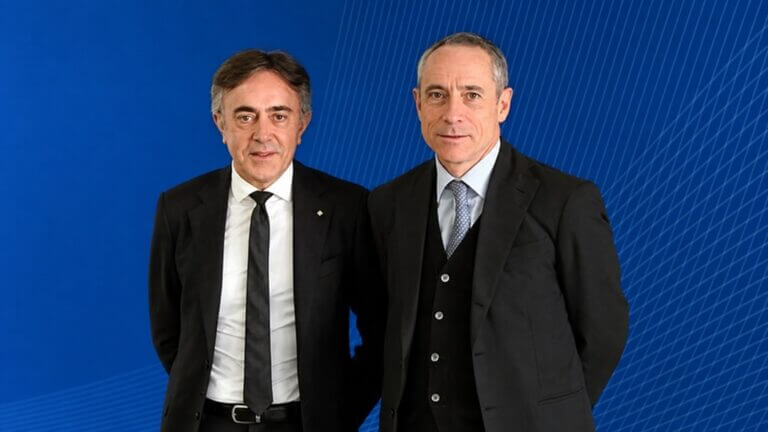 Opas Poste su Tim